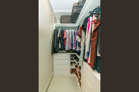 Apartamento à venda com 95m², 2 quartos e 2 vagas Apartamento à venda com 95m², 2 quartos e 2 vagasCloset da suíte 1