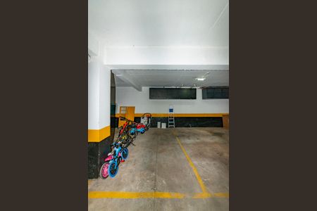 Apartamento à venda com 95m², 2 quartos e 2 vagas Apartamento à venda com 95m², 2 quartos e 2 vagasGaragem