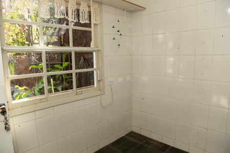 Casa à venda com 130m², 4 quartos e 2 vagas Casa à venda com 130m², 4 quartos e 2 vagasQuarto de Serviço