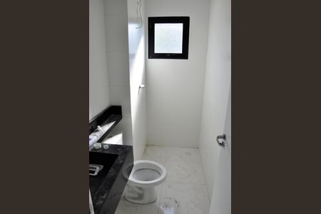 Apartamento à venda com 103m², 2 quartos e 1 vaga Apartamento à venda com 103m², 2 quartos e 1 vagaBanheiro da Suíte