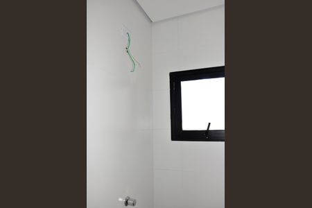 Apartamento à venda com 103m², 2 quartos e 1 vaga Apartamento à venda com 103m², 2 quartos e 1 vagaBanheiro Social