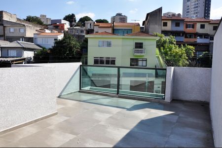 Apartamento à venda com 103m², 2 quartos e 1 vaga Apartamento à venda com 103m², 2 quartos e 1 vagaVaranda da Cozinha e Área de Serviço