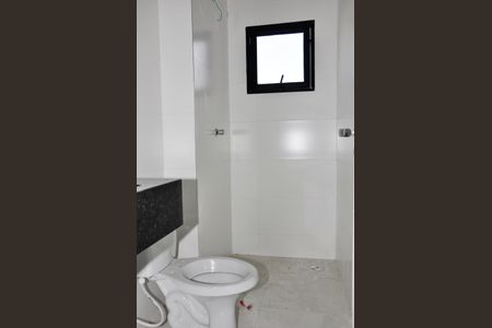 Apartamento à venda com 103m², 2 quartos e 1 vaga Apartamento à venda com 103m², 2 quartos e 1 vagaBanheiro Social