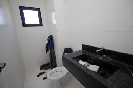 Apartamento à venda com 58m², 2 quartos e 1 vagaBanheiro Social