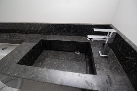 Apartamento à venda com 58m², 2 quartos e 1 vagaBanheiro da Suíte