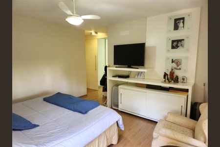 Apartamento à venda com 241m², 4 quartos e 4 vagas