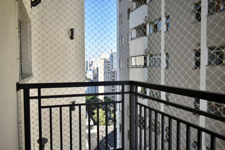 Apartamento à venda com 120m², 3 quartos e 2 vagas Apartamento à venda com 120m², 3 quartos e 2 vagasSacada