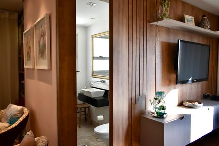 Apartamento à venda com 120m², 3 quartos e 2 vagas Apartamento à venda com 120m², 3 quartos e 2 vagasLavabo