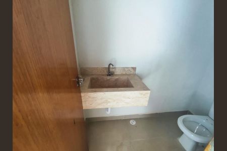 Casa à venda com 140m², 3 quartos e 4 vagas