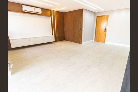 Apartamento à venda com 115m², 3 quartos e 2 vagas