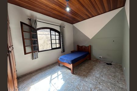 Casa para alugar com 325m², 4 quartos e 4 vagas Casa para alugar com 325m², 4 quartos e 4 vagasQuarto 1