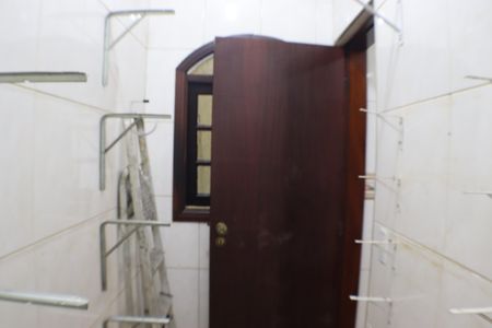 Casa para alugar com 325m², 4 quartos e 4 vagas Casa para alugar com 325m², 4 quartos e 4 vagasDespensa