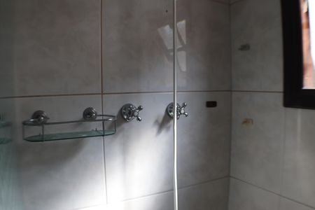 Casa para alugar com 325m², 4 quartos e 4 vagas Casa para alugar com 325m², 4 quartos e 4 vagasBanheiro Social
