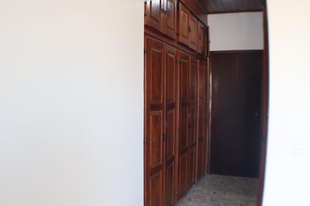 Casa para alugar com 325m², 4 quartos e 4 vagas Casa para alugar com 325m², 4 quartos e 4 vagasSuíte