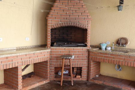 Casa para alugar com 325m², 4 quartos e 4 vagas Casa para alugar com 325m², 4 quartos e 4 vagasChurrasqueira