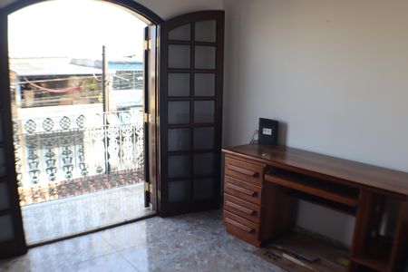 Casa para alugar com 325m², 4 quartos e 4 vagas Casa para alugar com 325m², 4 quartos e 4 vagasEscritório