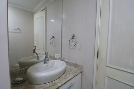 Apartamento para alugar com 126m², 4 quartos e 2 vagas Apartamento para alugar com 126m², 4 quartos e 2 vagasBanheiro Social