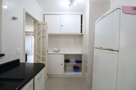 Apartamento para alugar com 126m², 4 quartos e 2 vagas Apartamento para alugar com 126m², 4 quartos e 2 vagasCozinha