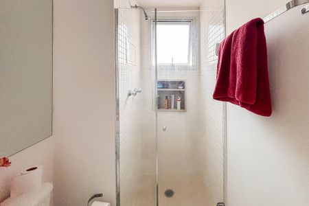 Apartamento à venda com 130m², 1 quarto e 2 vagasBanheiro