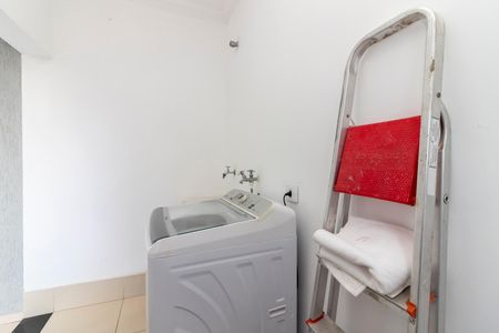 Casa à venda com 260m², 3 quartos e 5 vagasÁrea de Serviço