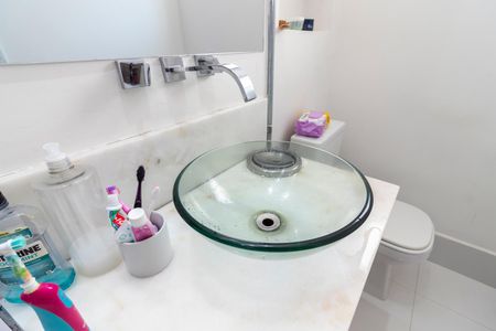 Casa à venda com 260m², 3 quartos e 5 vagasBanheiro da Suíte 1