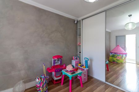 Casa à venda com 260m², 3 quartos e 5 vagasSuíte 2