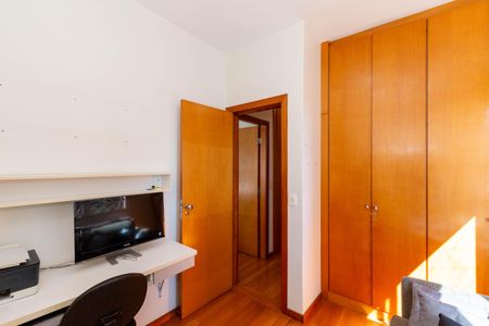 Apartamento à venda com 125m², 3 quartos e 2 vagas Apartamento à venda com 125m², 3 quartos e 2 vagasQuarto 2