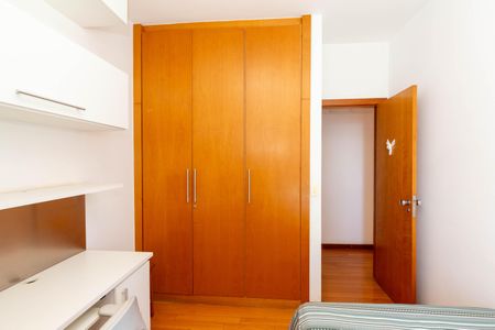 Apartamento à venda com 125m², 3 quartos e 2 vagas Apartamento à venda com 125m², 3 quartos e 2 vagasQuarto 1