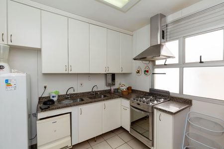 Apartamento à venda com 125m², 3 quartos e 2 vagas Apartamento à venda com 125m², 3 quartos e 2 vagasCozinha