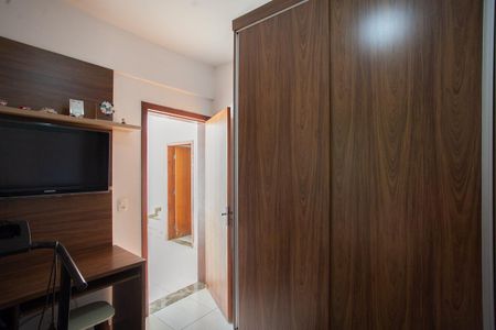 Casa à venda com 303m², 4 quartos e 6 vagasQuarto 3