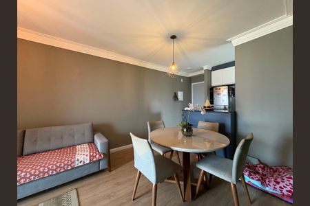 Apartamento à venda com 62m², 3 quartos e 2 vagas Apartamento à venda com 62m², 3 quartos e 2 vagasSala