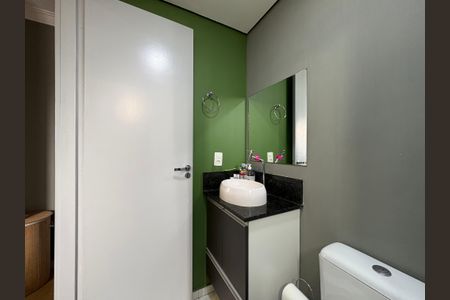 Apartamento à venda com 62m², 3 quartos e 2 vagas Apartamento à venda com 62m², 3 quartos e 2 vagasBanheiro da Suíte