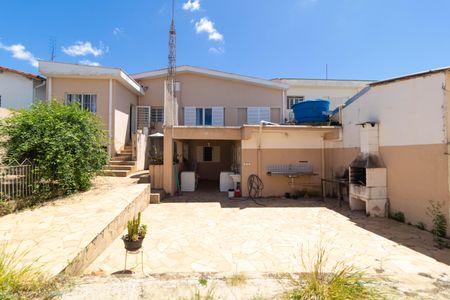 Casa à venda com 186m², 4 quartos e 3 vagasQuintal