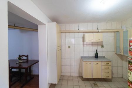 Casa à venda com 186m², 4 quartos e 3 vagasCozinha da casa 02