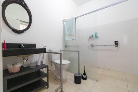 Casa à venda com 186m², 4 quartos e 3 vagasBanheiro da Suíte