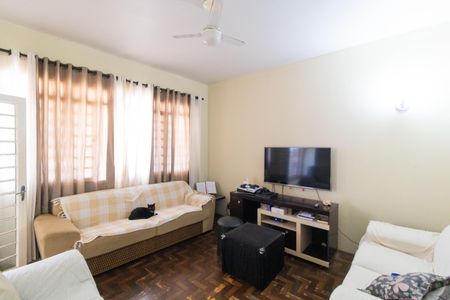 Casa à venda com 186m², 4 quartos e 3 vagasSala