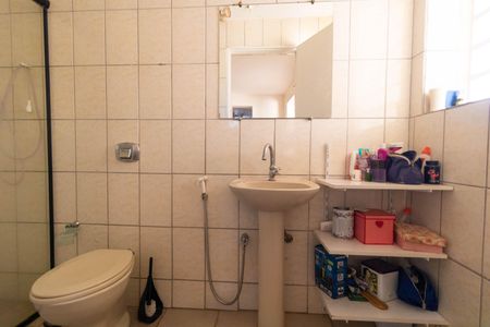 Casa à venda com 186m², 4 quartos e 3 vagasBanheiro da casa 02