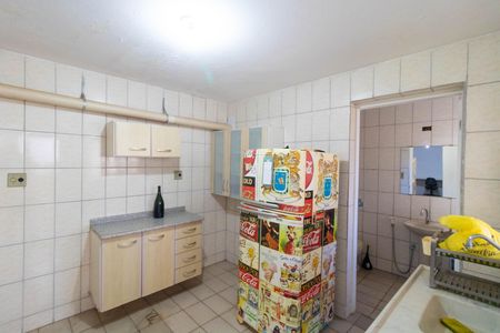 Casa à venda com 186m², 4 quartos e 3 vagasCozinha da casa 02