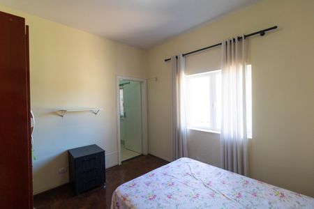 Casa à venda com 186m², 4 quartos e 3 vagasSuíte