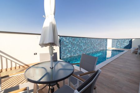 Apartamento à venda com 28m², 1 quarto e 1 vagaÁrea comum - Piscina