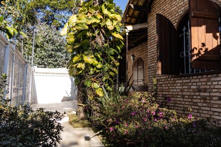 Casa para alugar com 400m², 4 quartos e 3 vagas Casa para alugar com 400m², 4 quartos e 3 vagasJardim