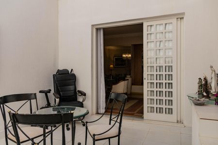 Casa para alugar com 400m², 4 quartos e 3 vagas Casa para alugar com 400m², 4 quartos e 3 vagasVaranda da Sala 1