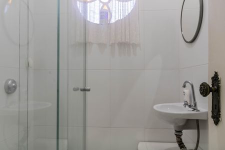 Casa para alugar com 400m², 4 quartos e 3 vagas Casa para alugar com 400m², 4 quartos e 3 vagasBanheiro de serviço