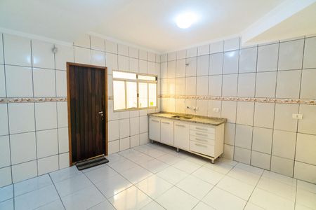 Casa à venda com 115m², 2 quartos e 2 vagas Casa à venda com 115m², 2 quartos e 2 vagasCozinha