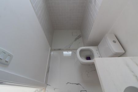 Apartamento à venda com 139m², 3 quartos e 5 vagasBanheiro da Suíte 1