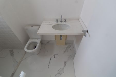 Apartamento à venda com 139m², 3 quartos e 5 vagasBanheiro da Suíte 1