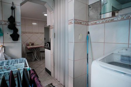Apartamento à venda com 57m², 3 quartos e 1 vagaÁrea de Serviço