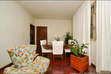 Apartamento à venda com 65m², 2 quartos e 1 vagaSala