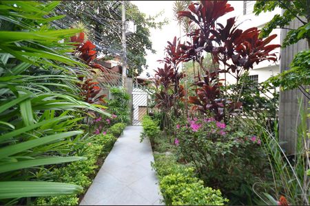 Apartamento à venda com 65m², 2 quartos e 1 vagaEntrada