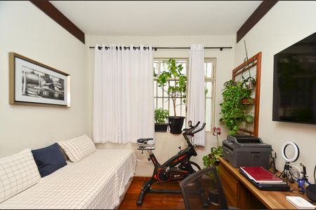 Apartamento à venda com 65m², 2 quartos e 1 vagaEscritorio